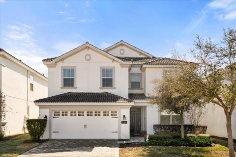 Photo of 1684 Moon Valley Drive, Davenport, FL 33896 (MLS # O6387311)