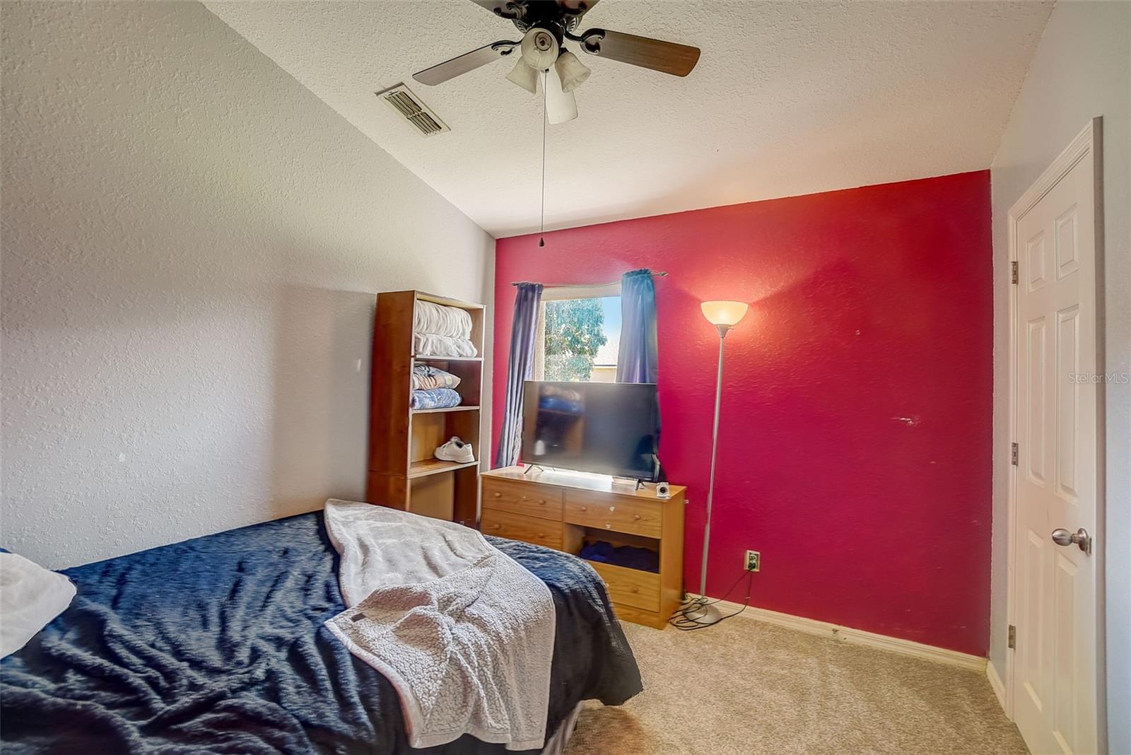 VISTA DEL LAGO PH 01 - Residential