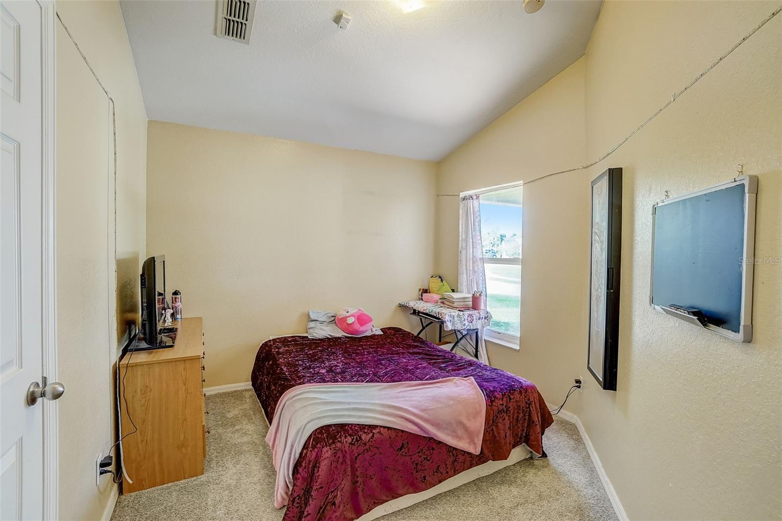 VISTA DEL LAGO PH 01 - Residential