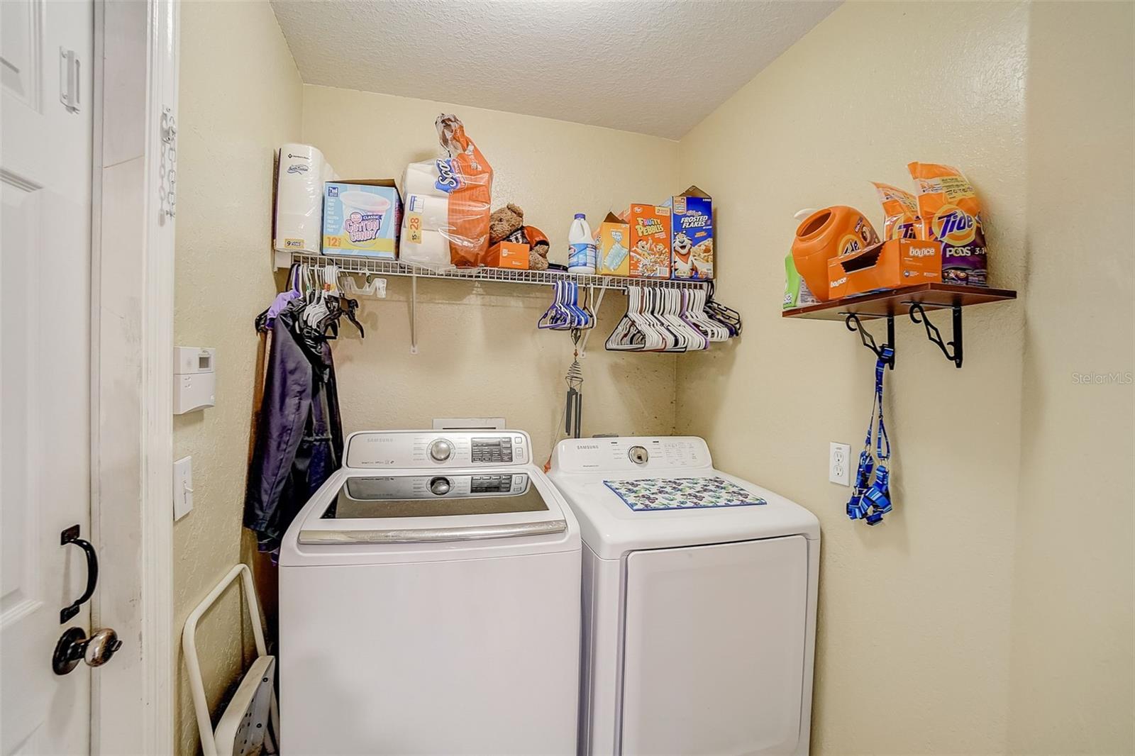 VISTA DEL LAGO PH 01 - Residential