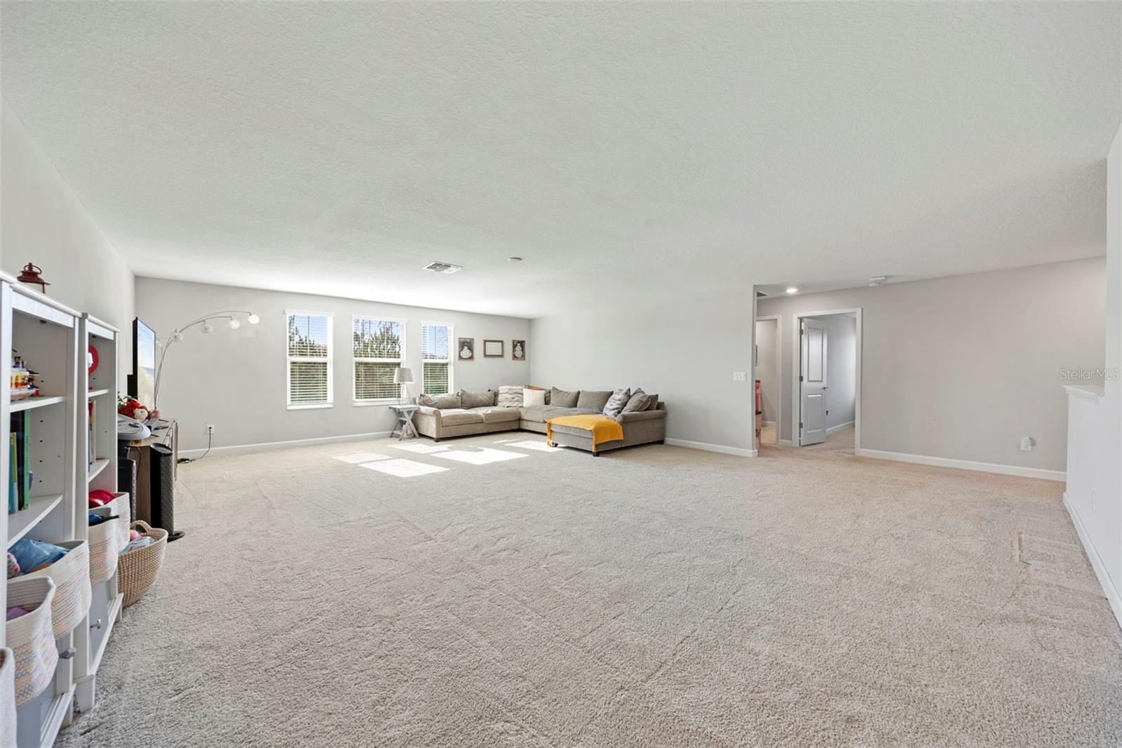 MEADOW POINTE 4 PRCL N O & P EN - Residential