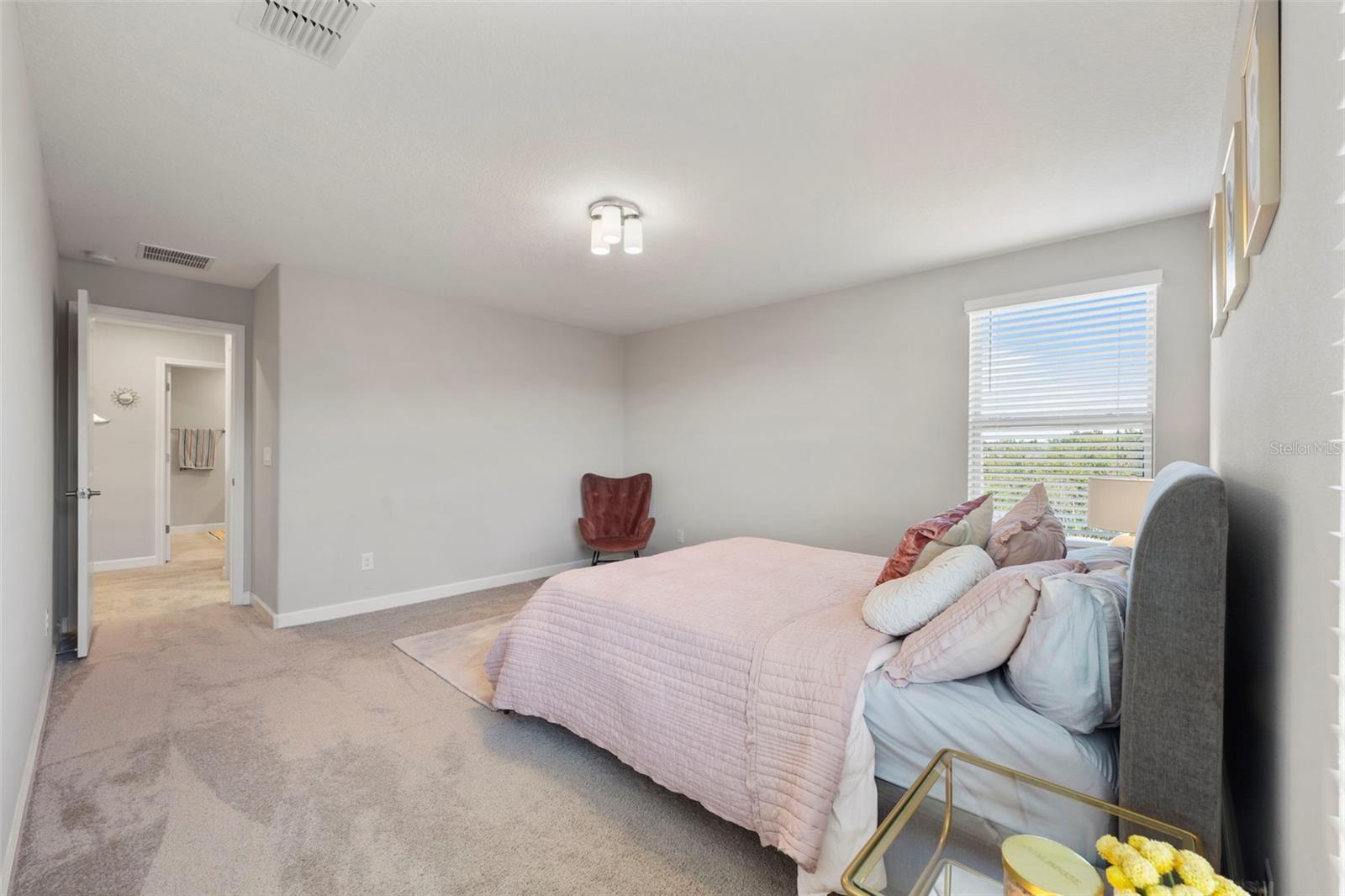 MEADOW POINTE 4 PRCL N O & P EN - Residential