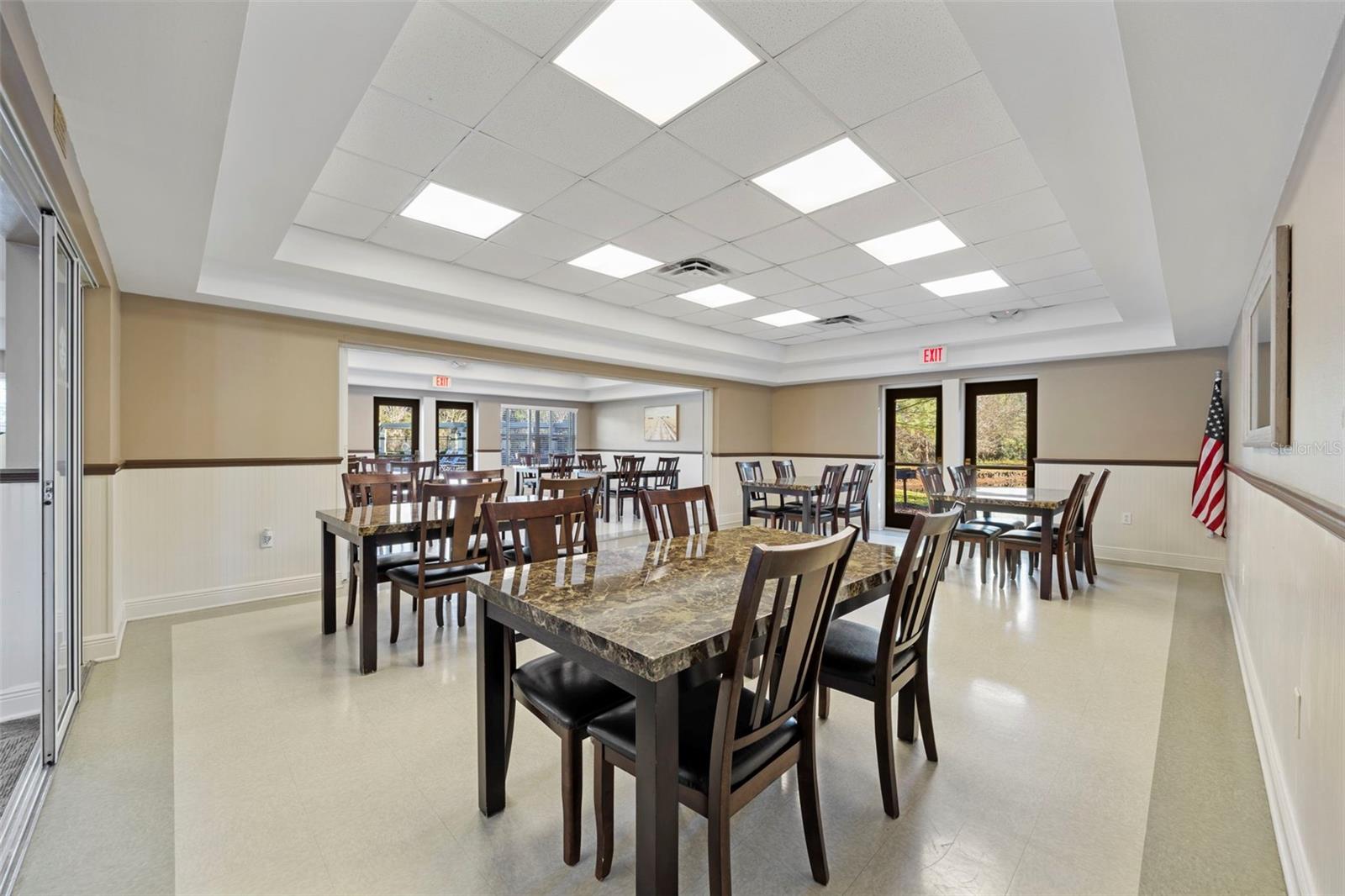 MEADOW POINTE 4 PRCL N O & P EN - Residential