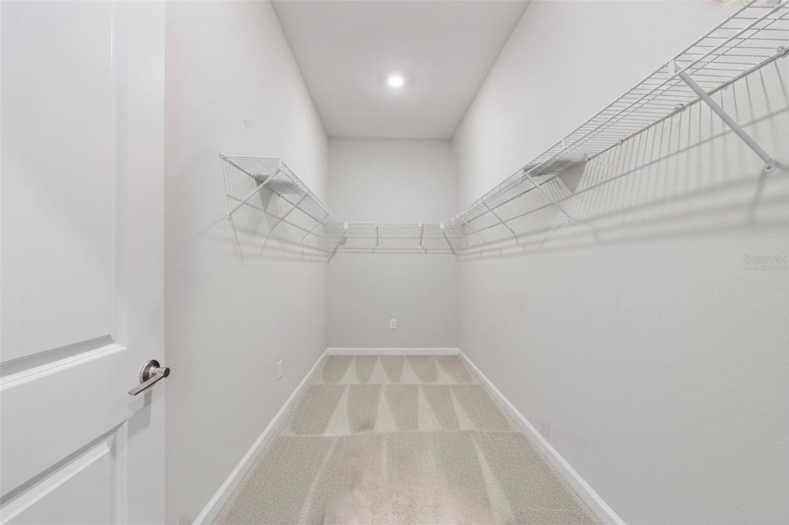 MEADOW POINTE 4 PRCL N O & P EN - Residential