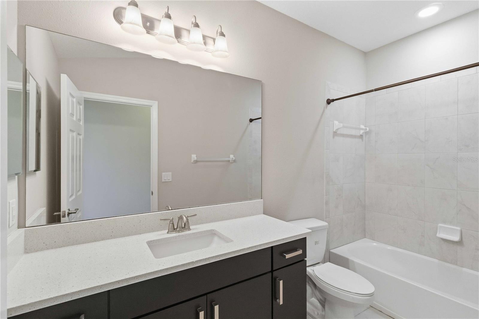 MUIRFIELD VILLAGE AT HONORE - Residential