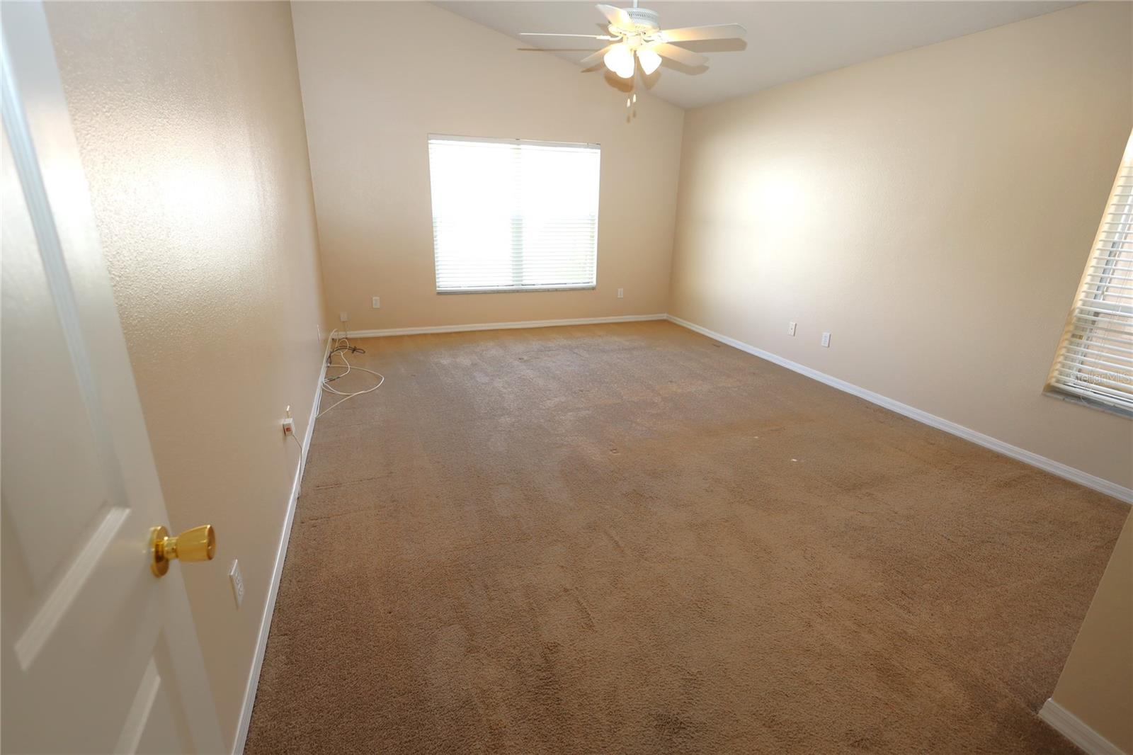 VILLAGES 02 AT EASTWOOD PH 01 - Residential Lease