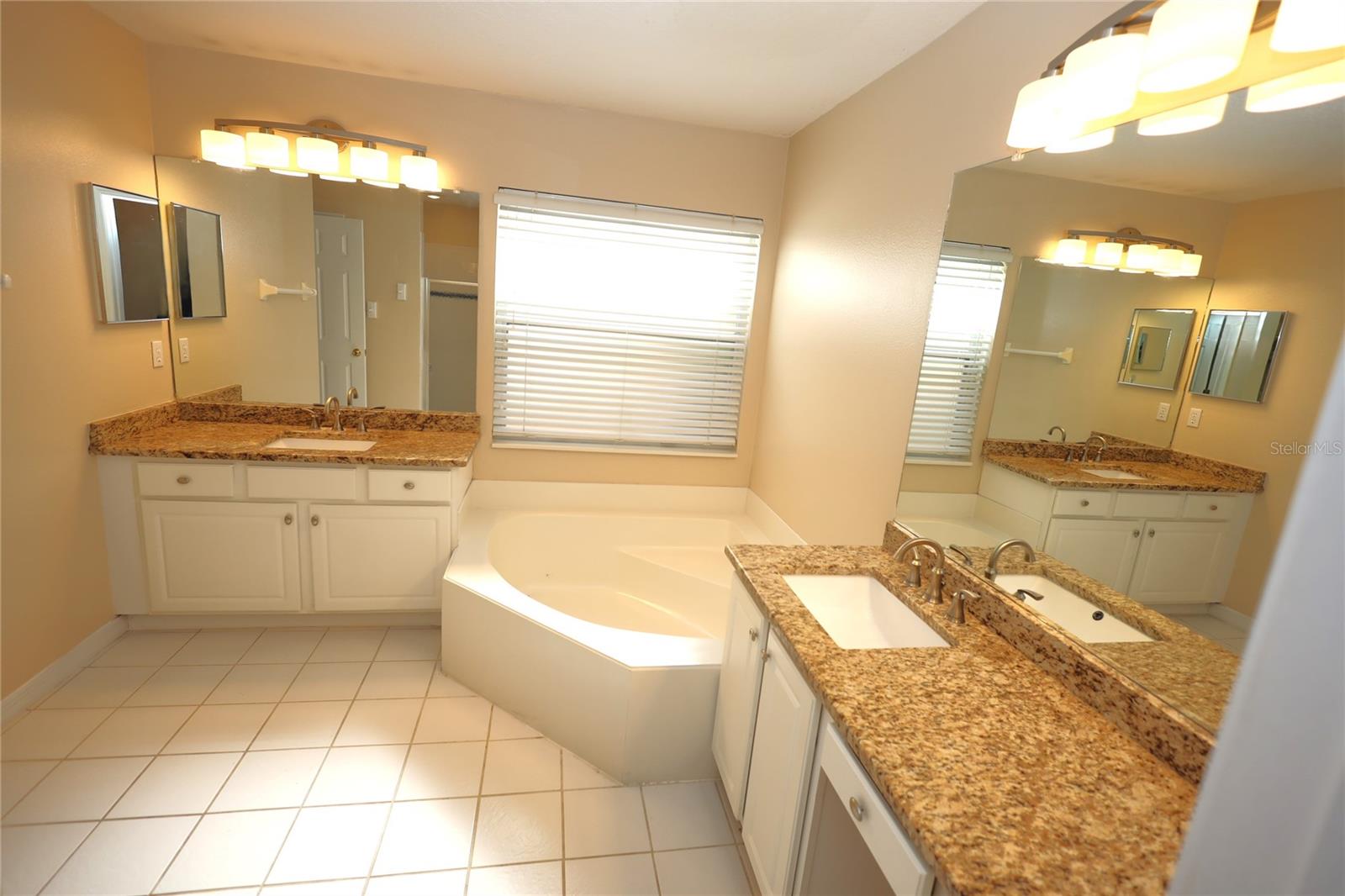 VILLAGES 02 AT EASTWOOD PH 01 - Residential Lease