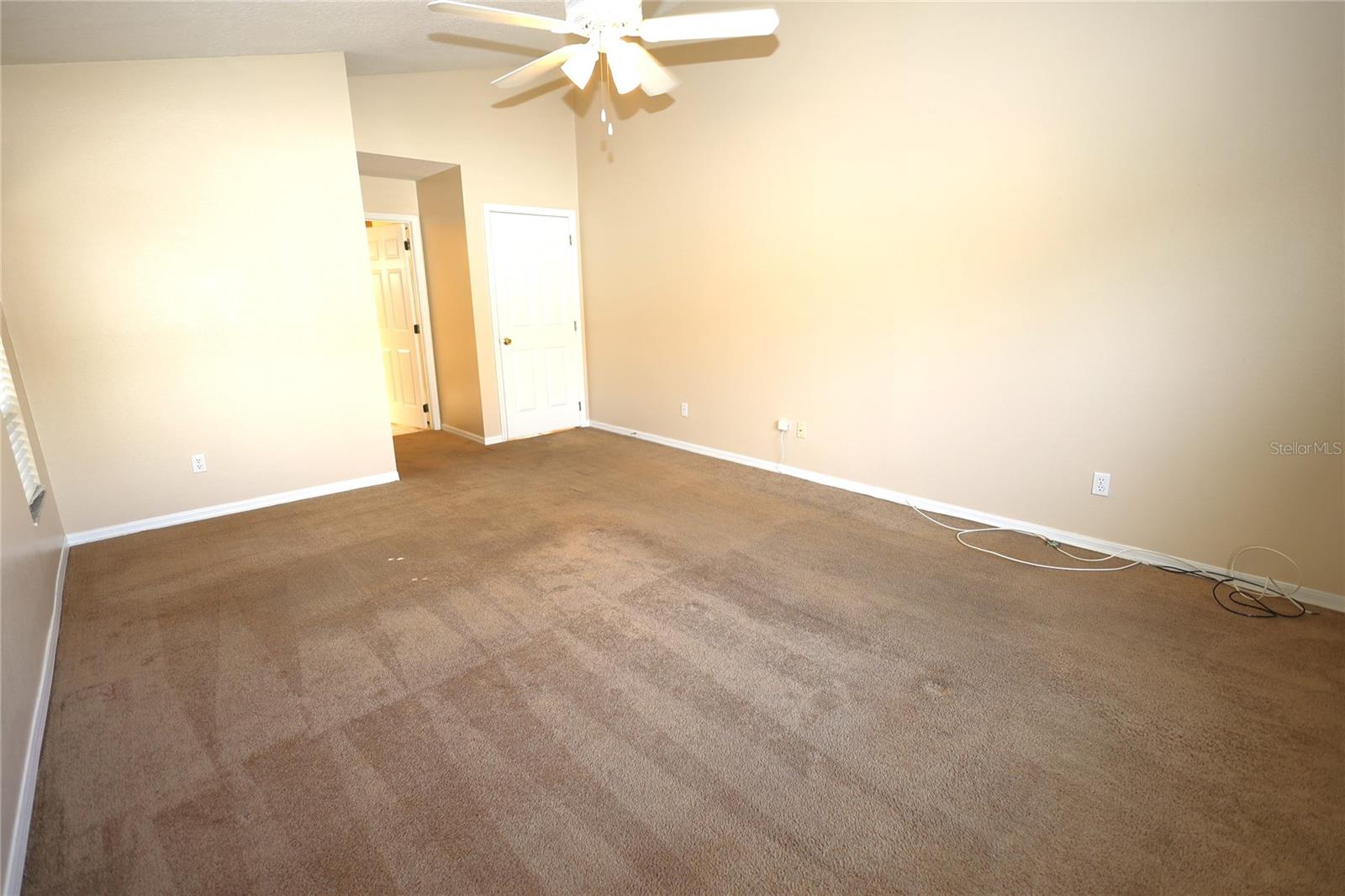 VILLAGES 02 AT EASTWOOD PH 01 - Residential Lease