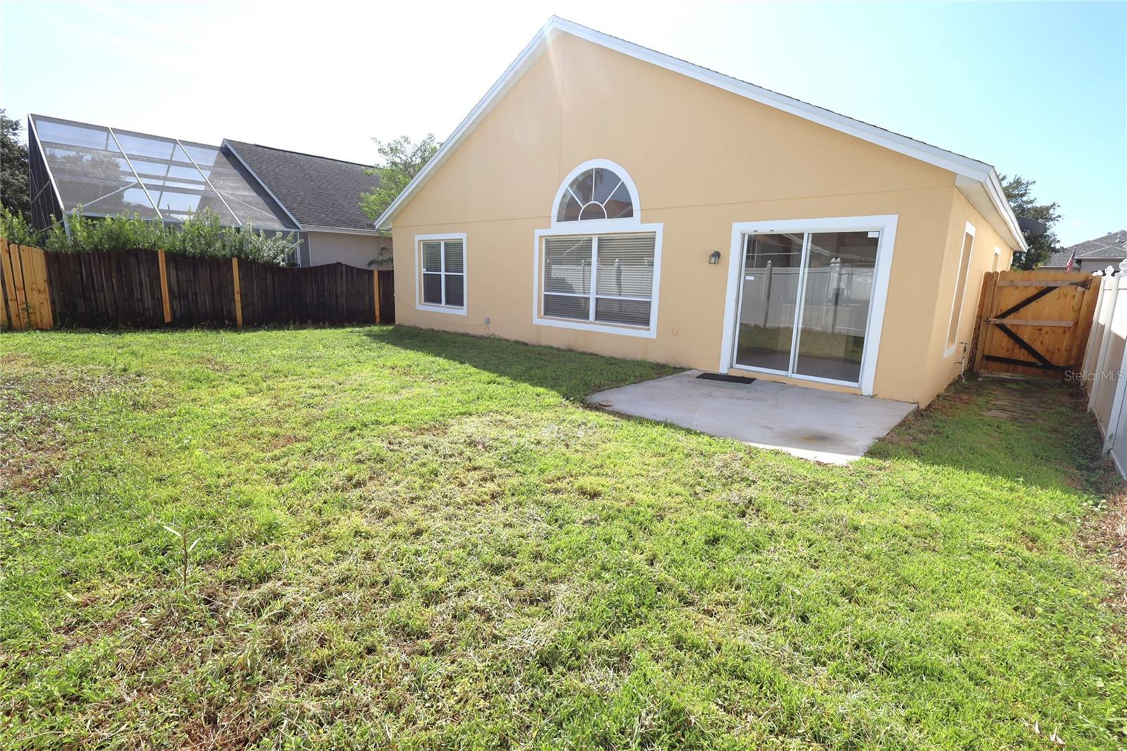 VILLAGES 02 AT EASTWOOD PH 01 - Residential Lease