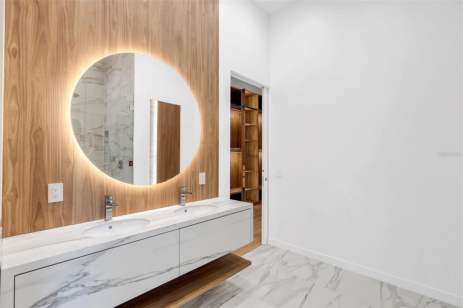 LAKE BUTLER ESTATES - Residential