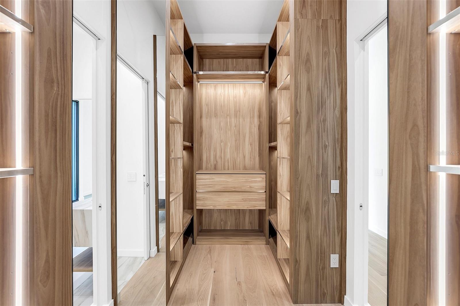 LAKE BUTLER ESTATES - Residential