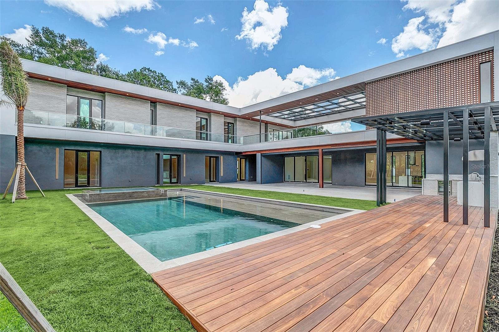 LAKE BUTLER ESTATES - Residential