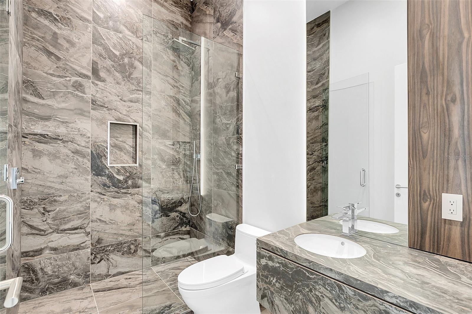 LAKE BUTLER ESTATES - Residential