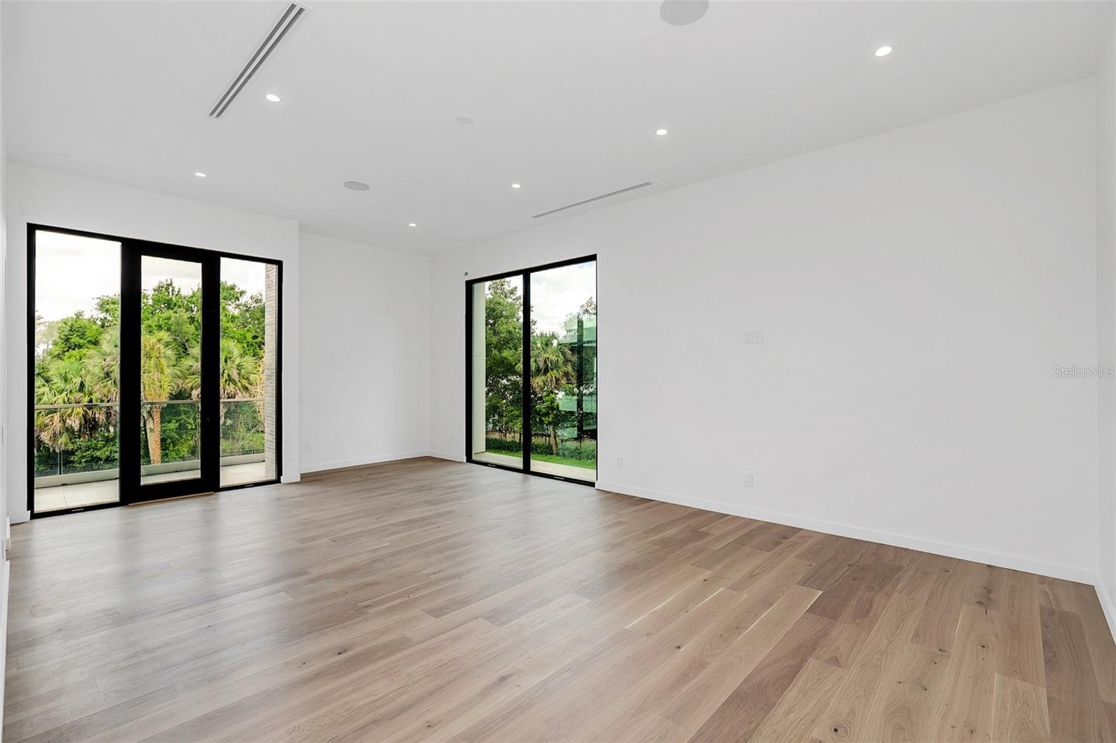 LAKE BUTLER ESTATES - Residential