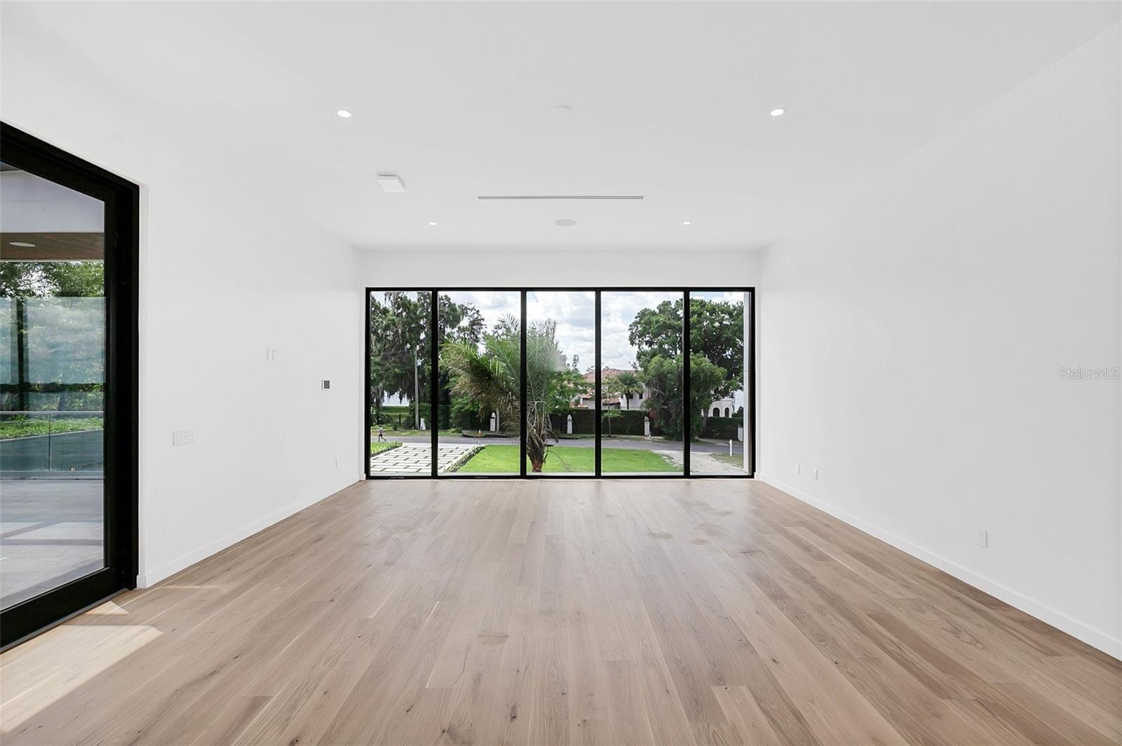 LAKE BUTLER ESTATES - Residential