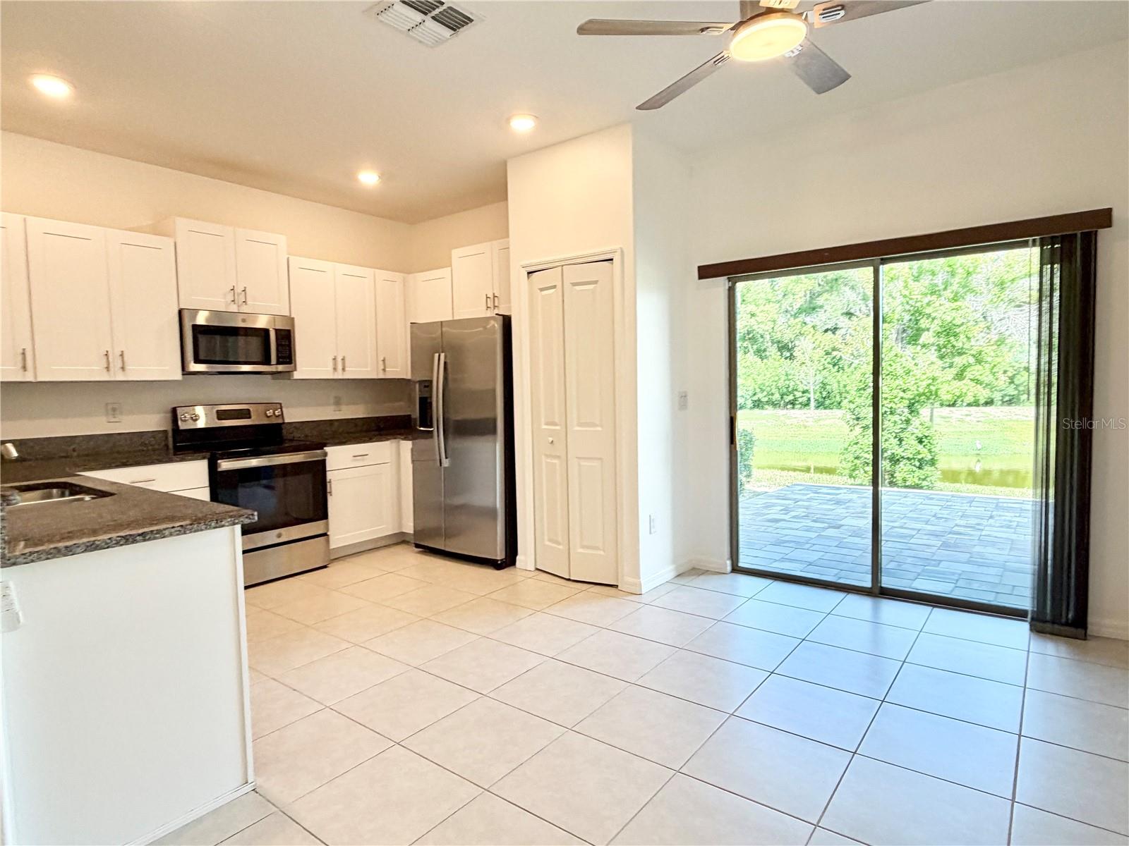 TOWNES/DARLINGTON, TOWNES AT DARLINGTON - Residential Lease