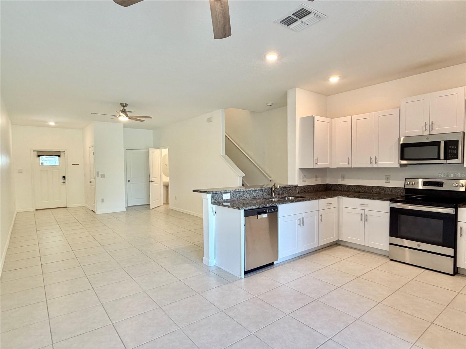 TOWNES/DARLINGTON, TOWNES AT DARLINGTON - Residential Lease