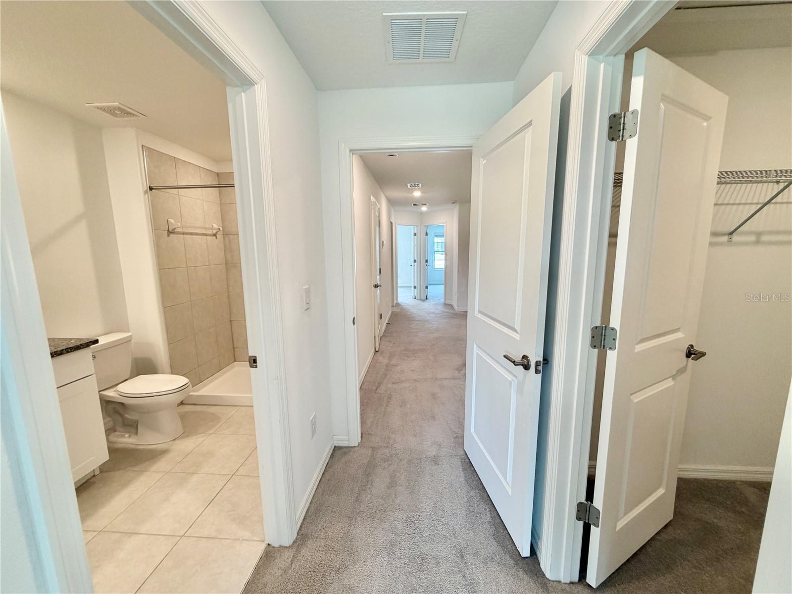 TOWNES/DARLINGTON, TOWNES AT DARLINGTON - Residential Lease
