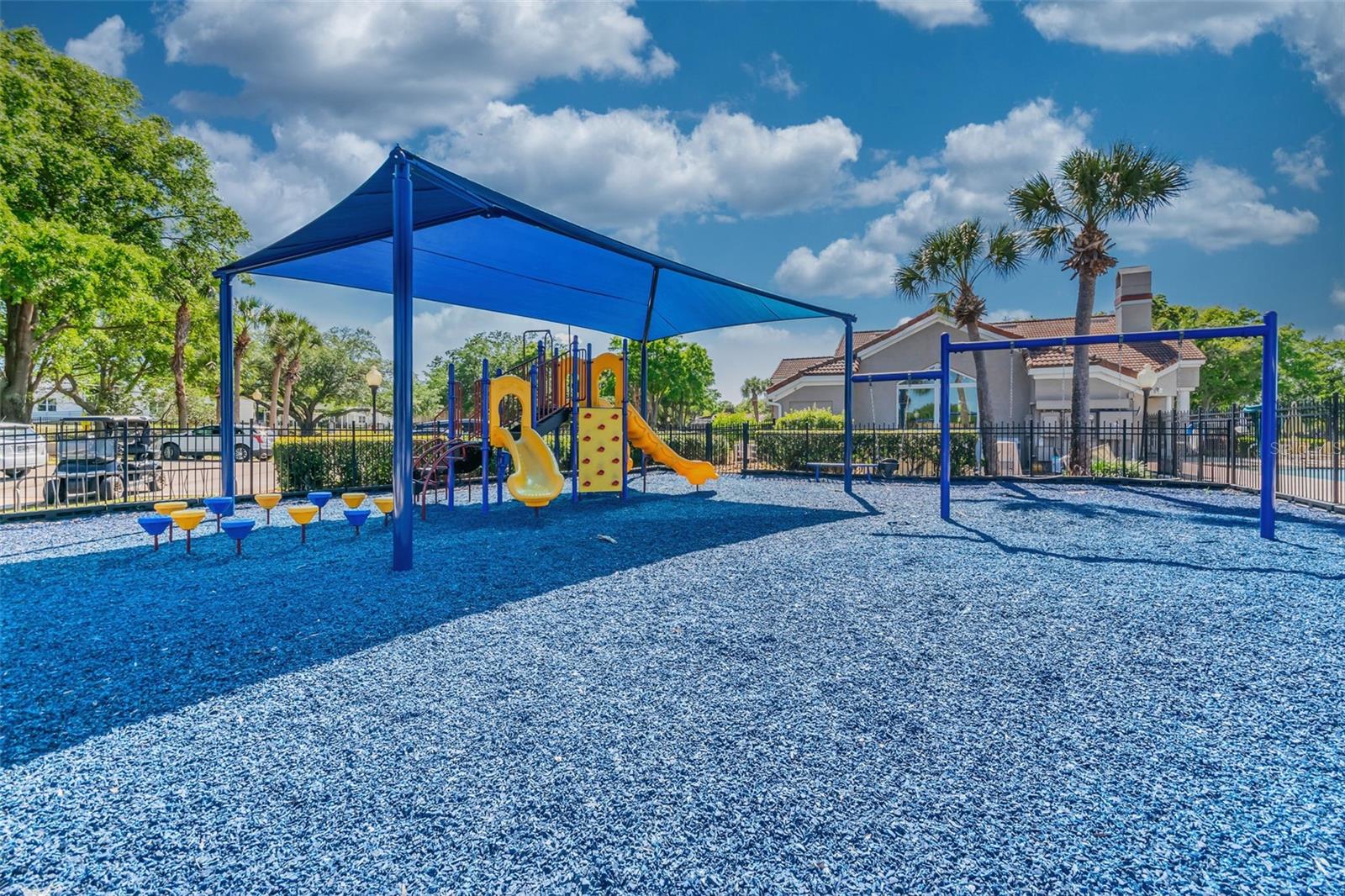 ORANGE TREE COUNTRY CLUB - Residential