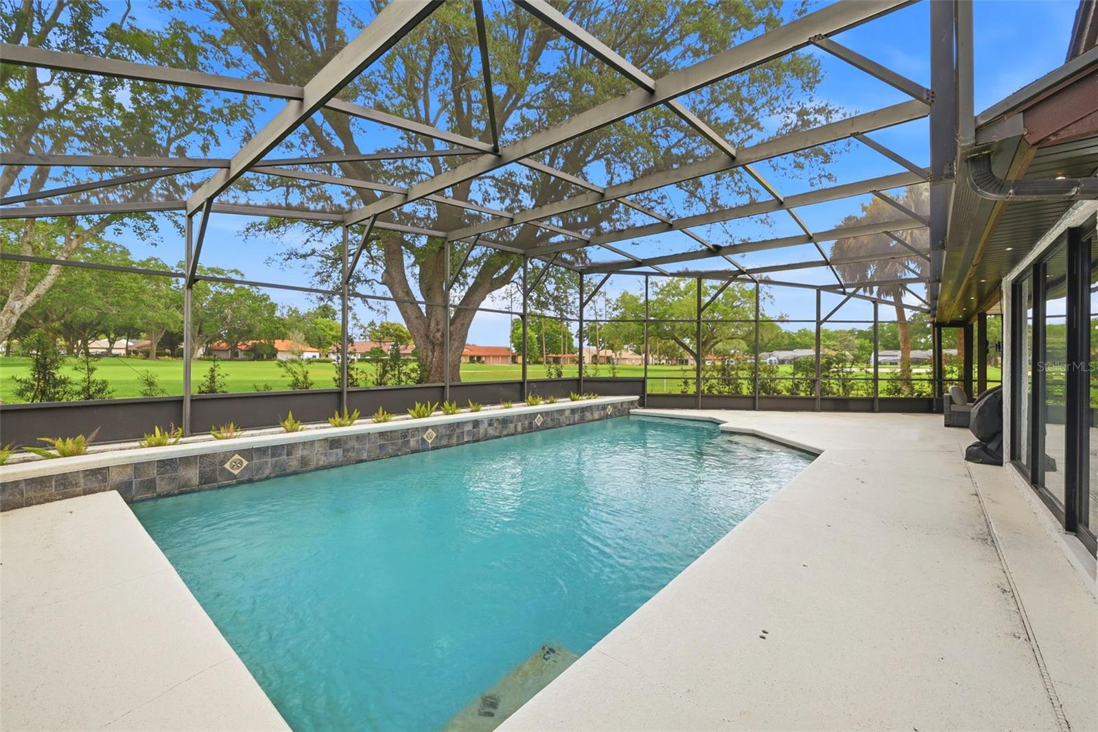 ORANGE TREE COUNTRY CLUB - Residential