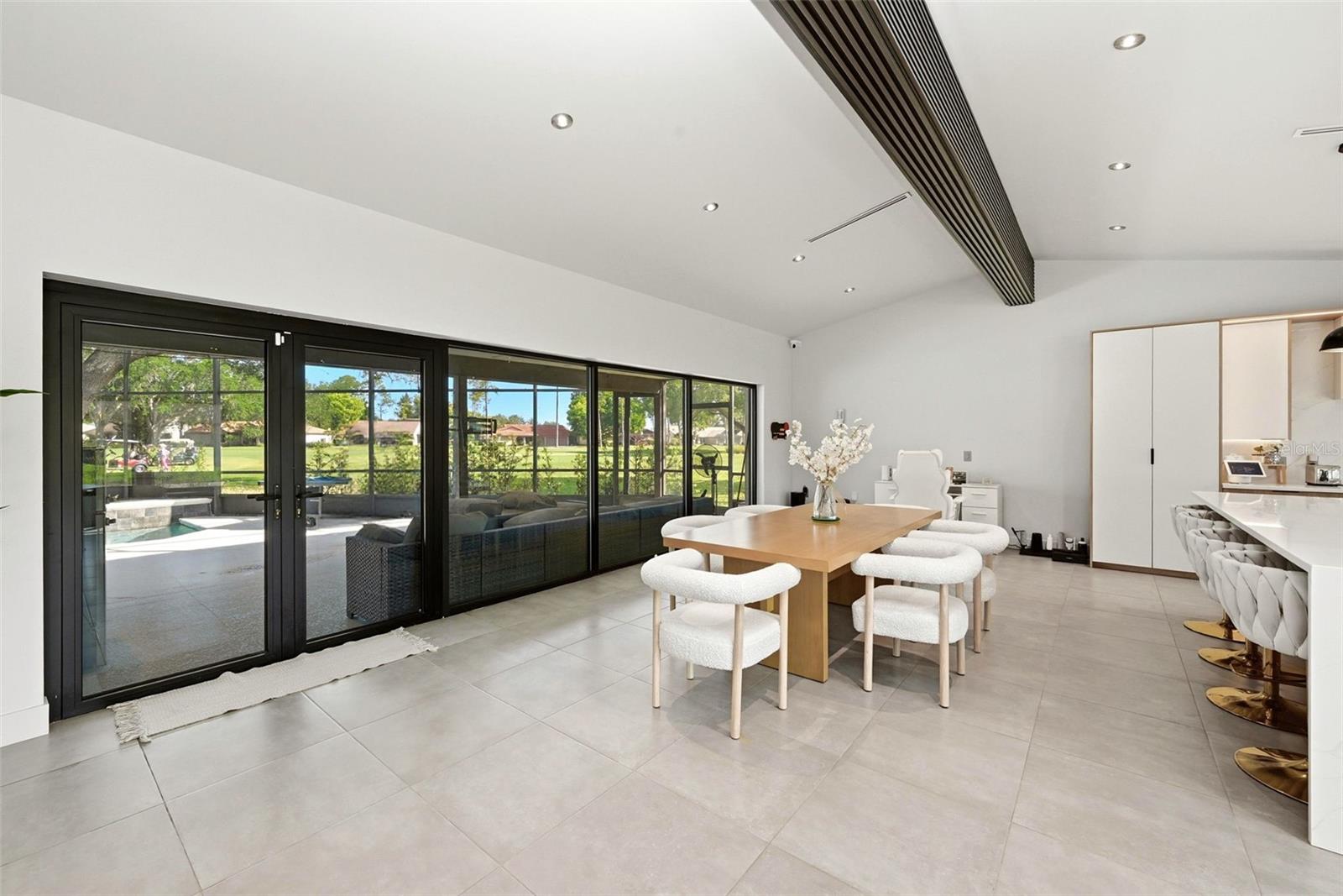 ORANGE TREE COUNTRY CLUB - Residential