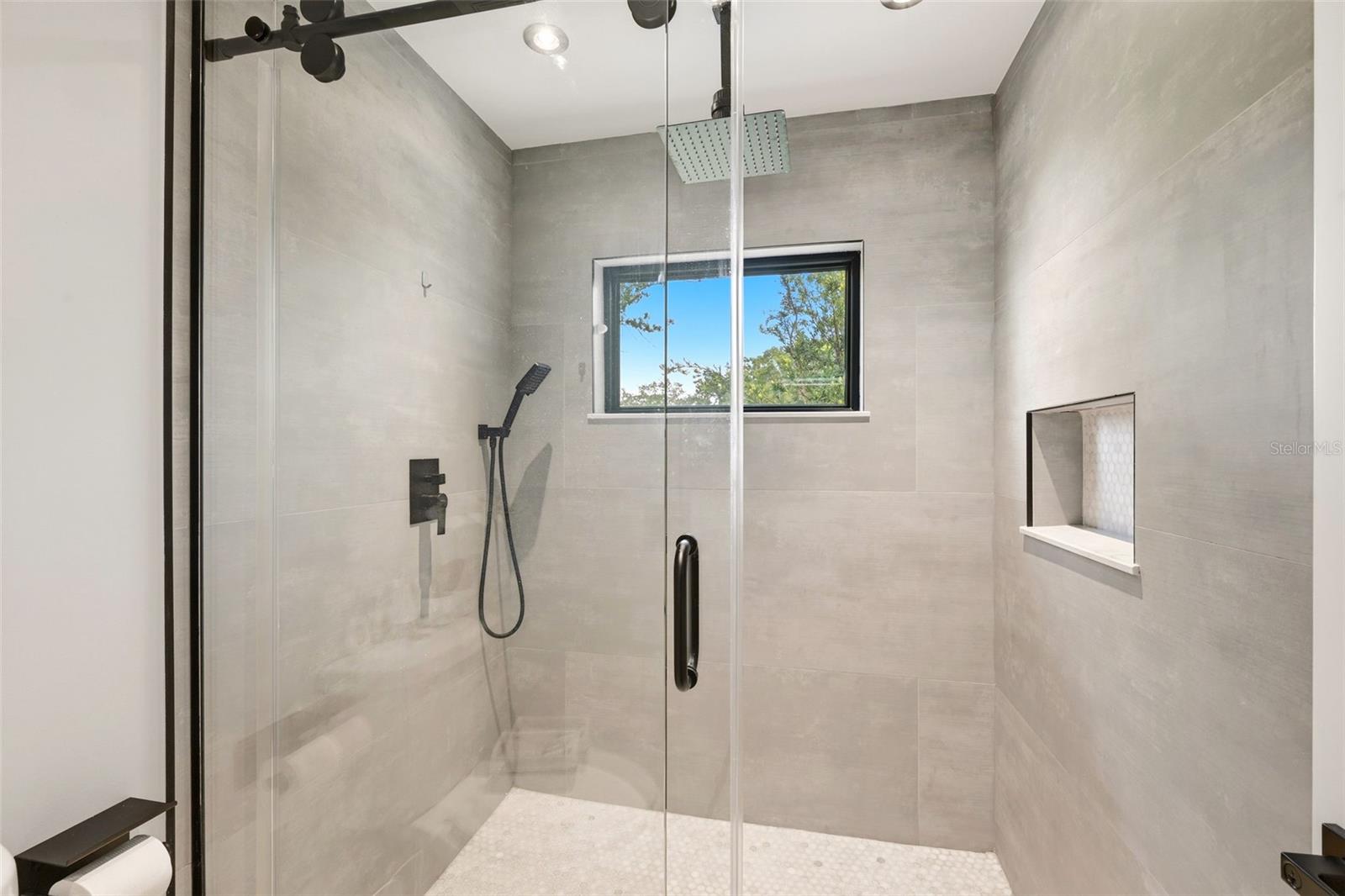 ORANGE TREE COUNTRY CLUB - Residential