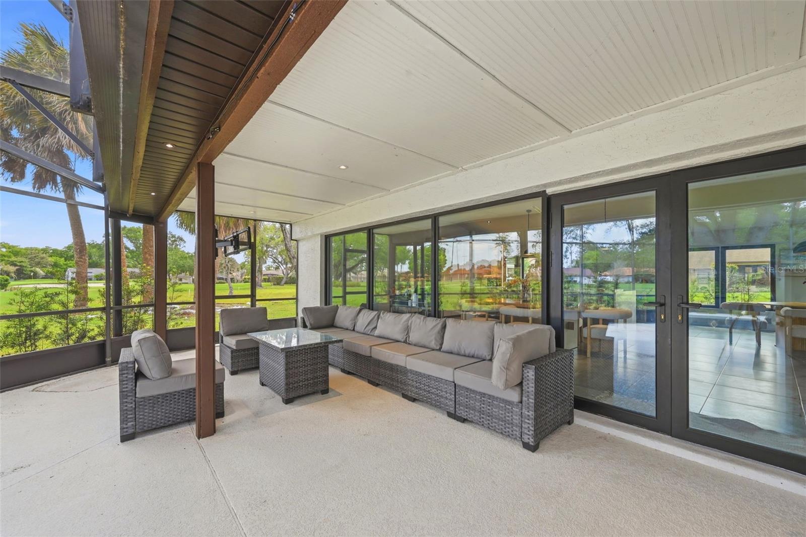 ORANGE TREE COUNTRY CLUB - Residential