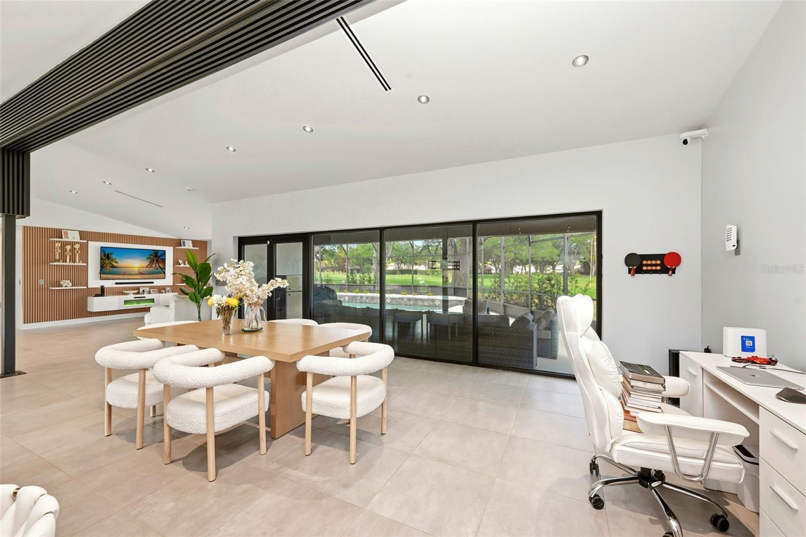 ORANGE TREE COUNTRY CLUB - Residential