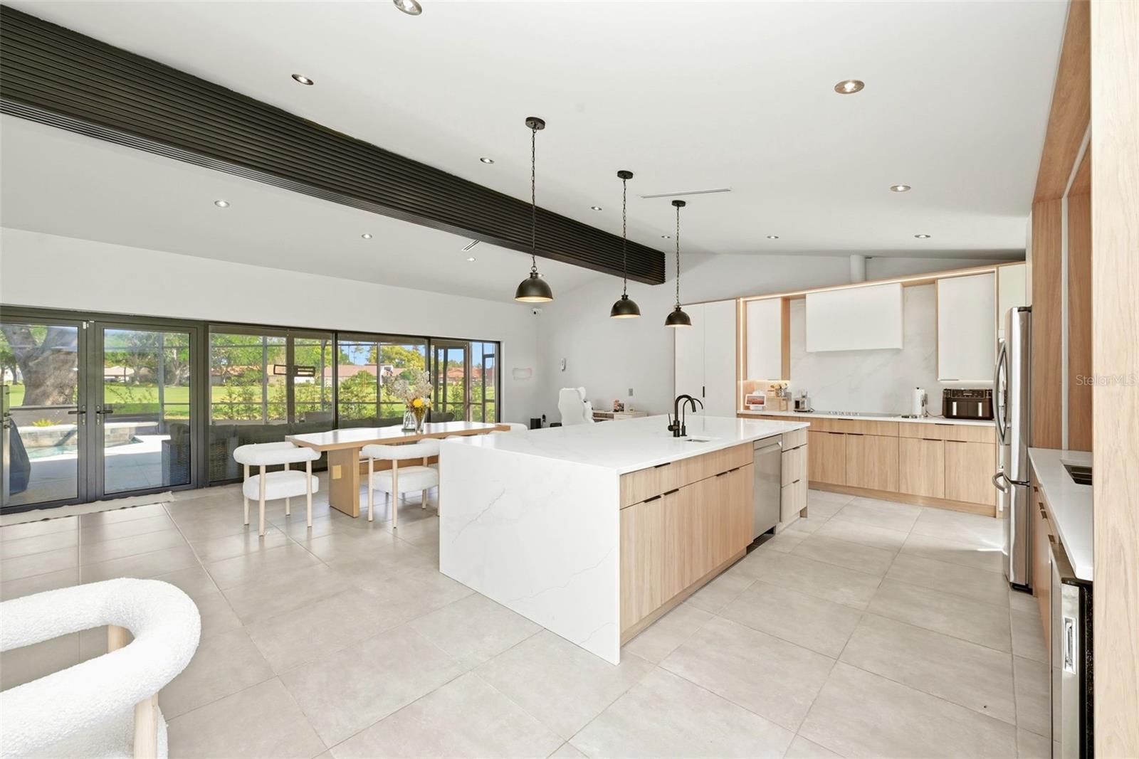 ORANGE TREE COUNTRY CLUB - Residential