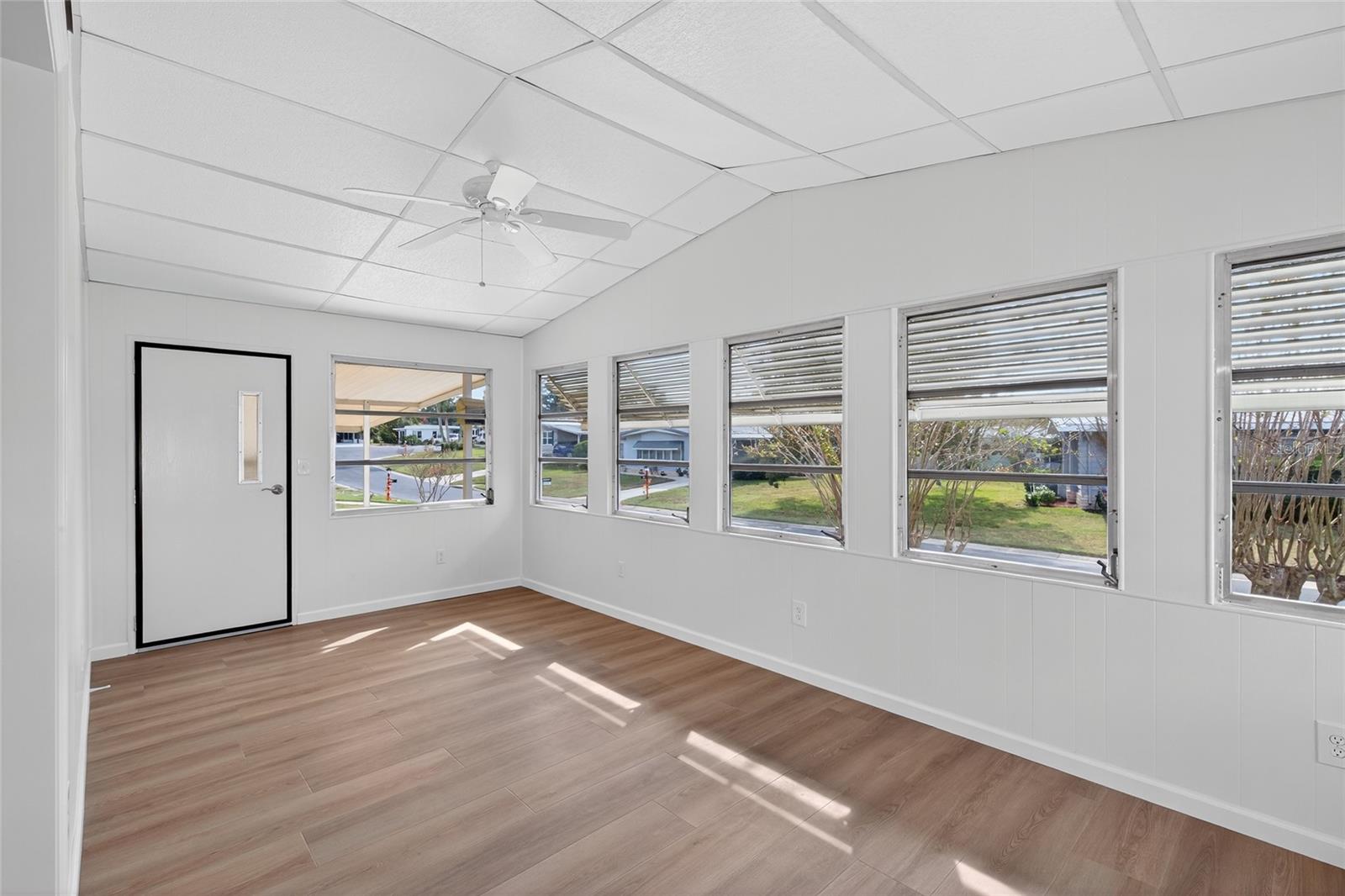 BANBURY VILLAGE CONDO - Residential