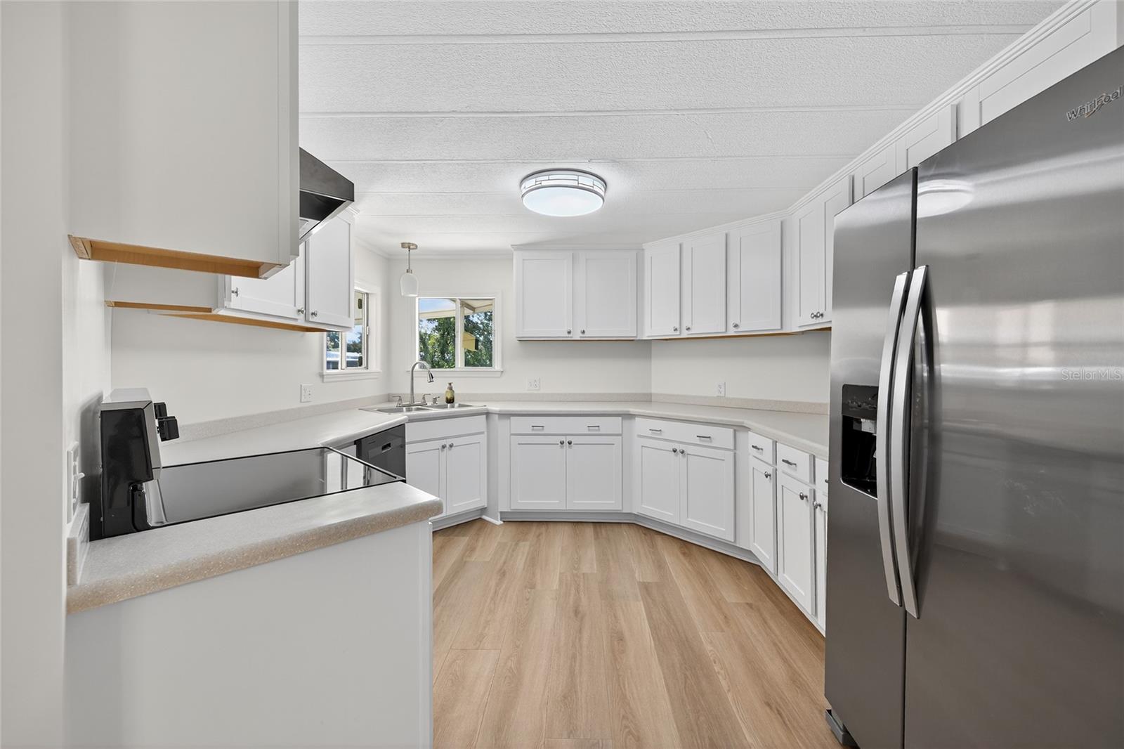 BANBURY VILLAGE CONDO - Residential