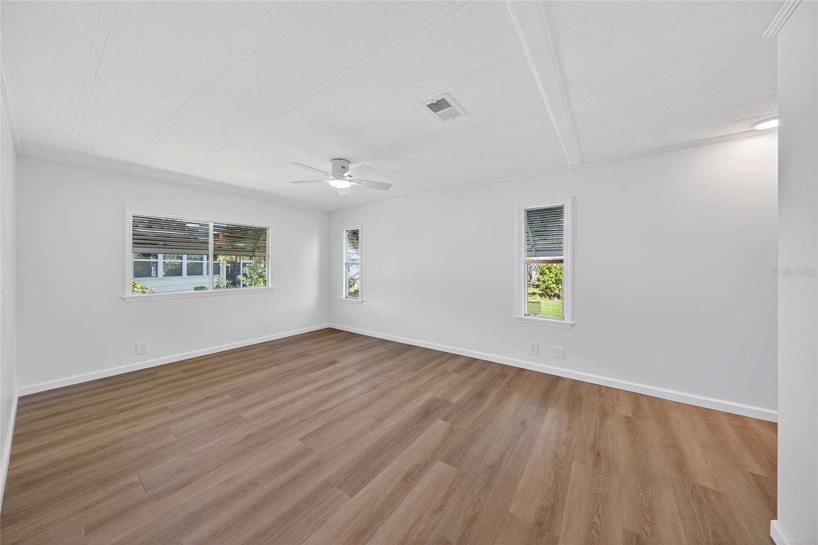 BANBURY VILLAGE CONDO - Residential