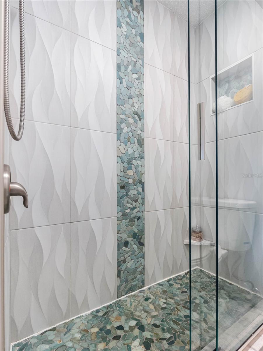 WATERS EDGE 1 CONDO - Residential