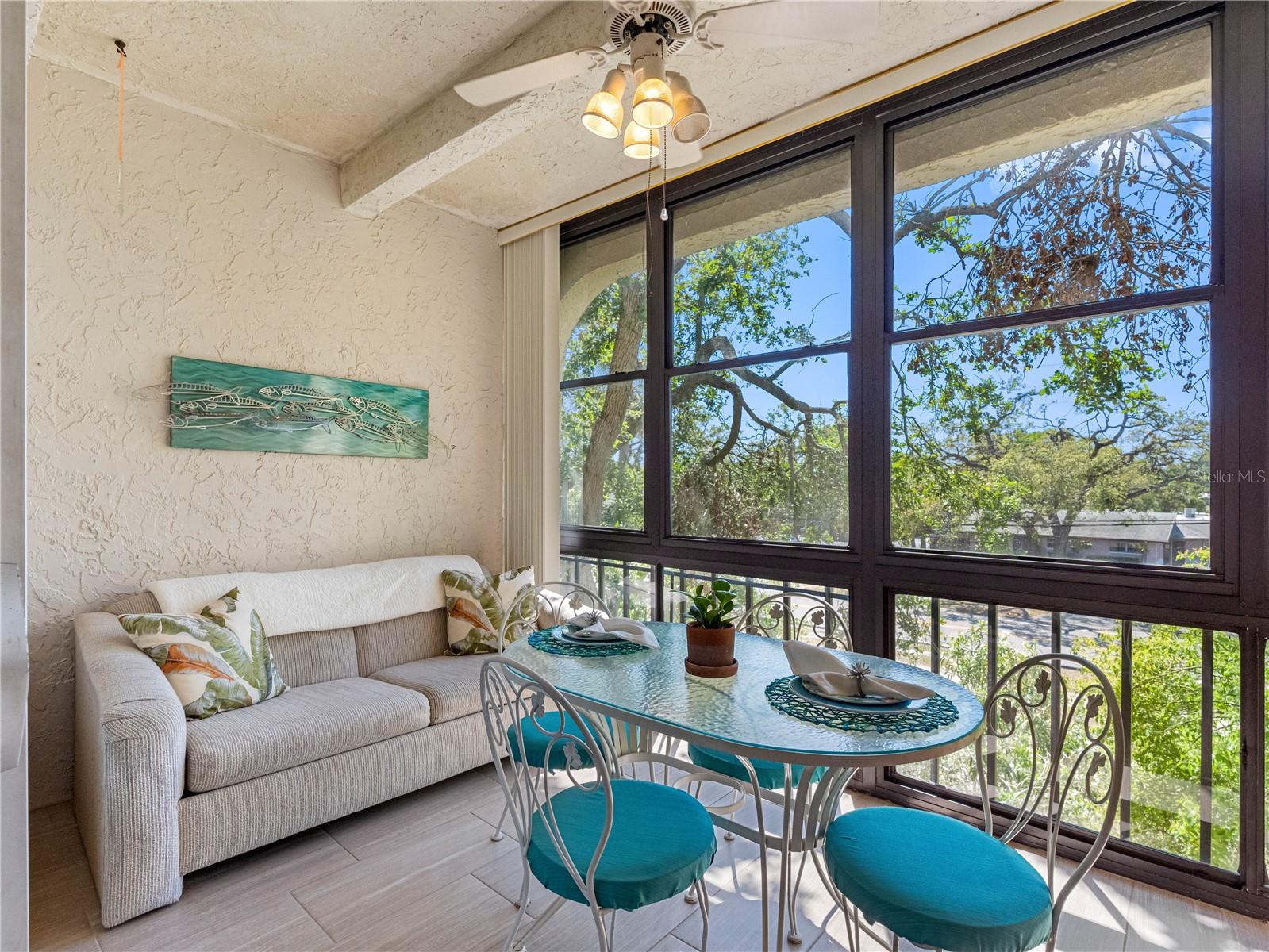 WATERS EDGE 1 CONDO - Residential