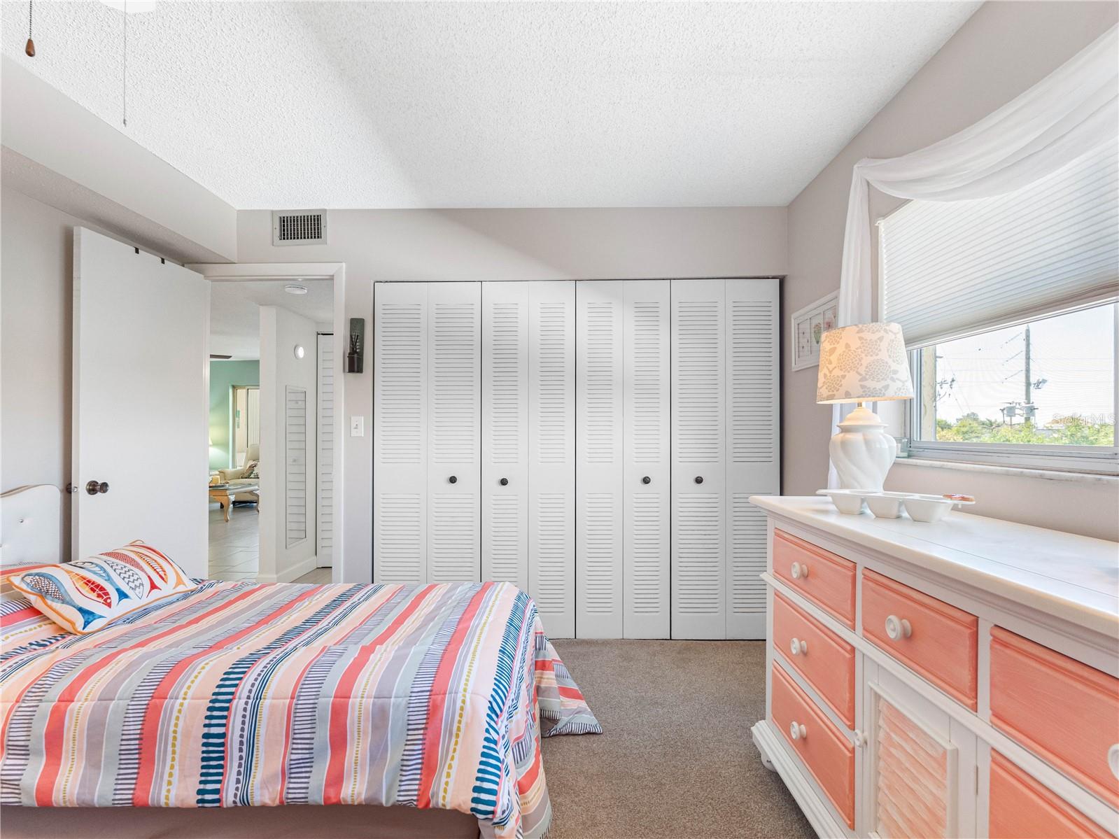 WATERS EDGE 1 CONDO - Residential