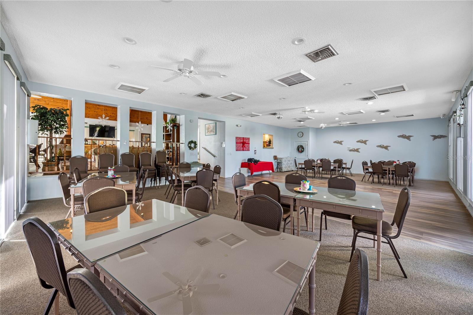 WATERS EDGE 1 CONDO - Residential