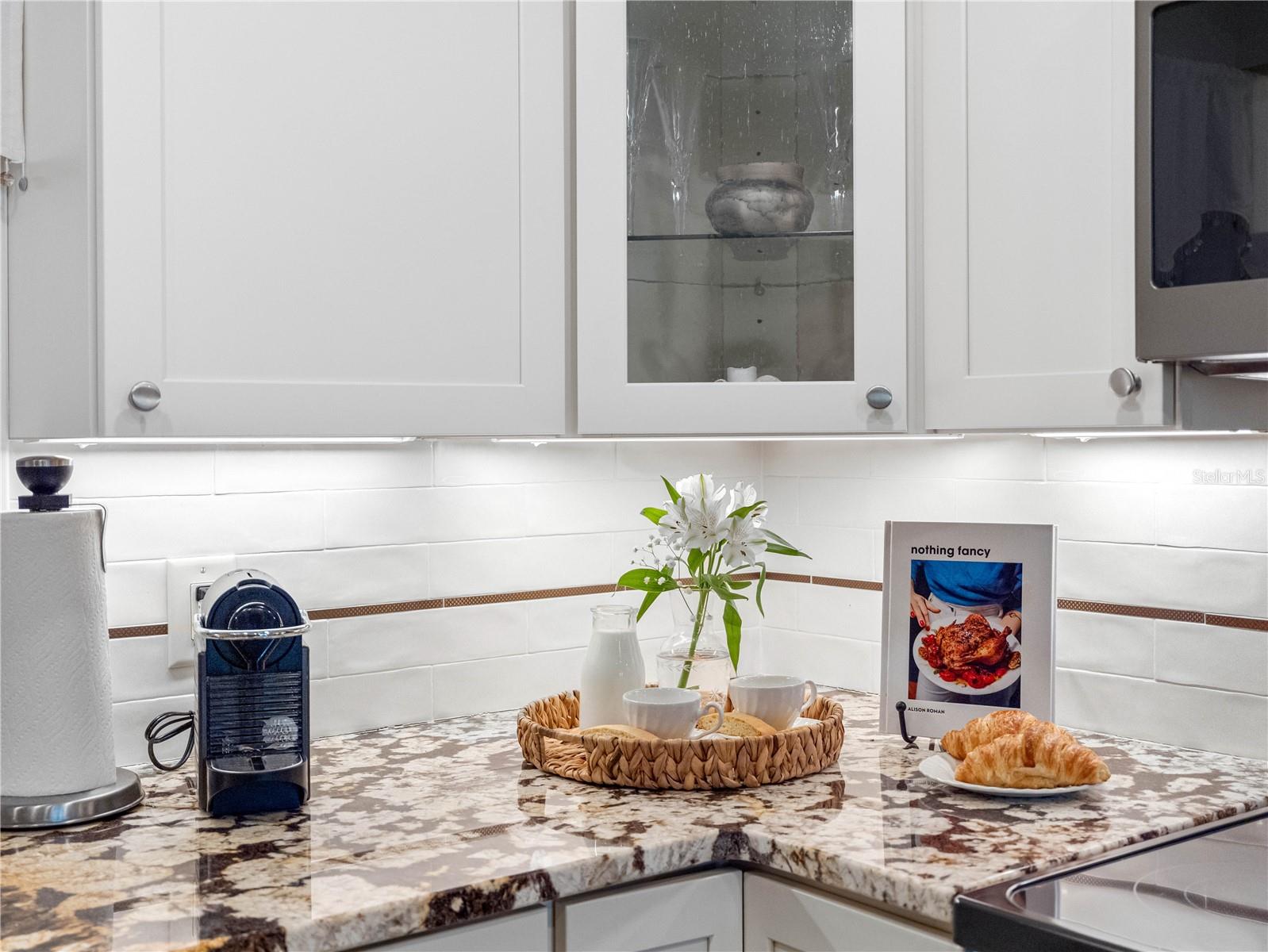 WATERS EDGE 1 CONDO - Residential