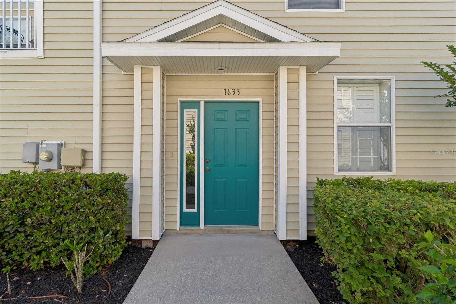 1633 HAMMOCKS AVENUE 1633