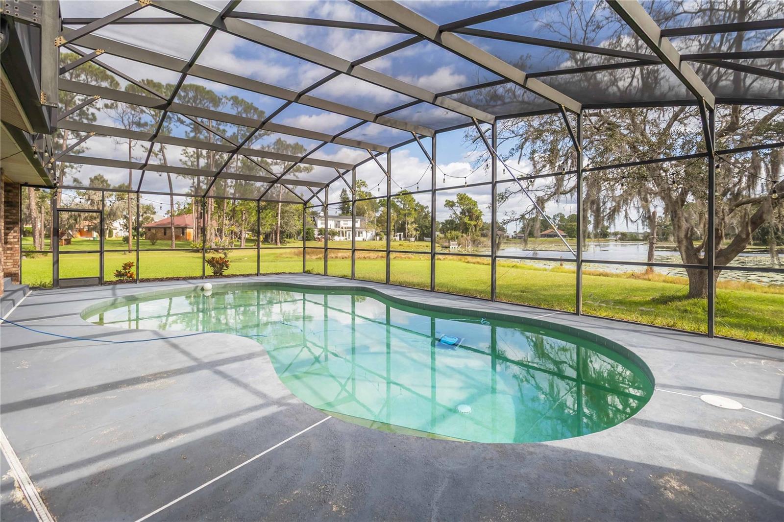 HIDDEN LAKE ESTATES - Residential