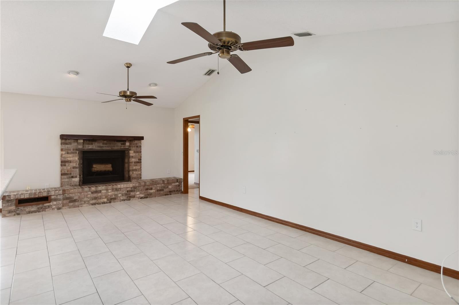 HIDDEN LAKE ESTATES - Residential