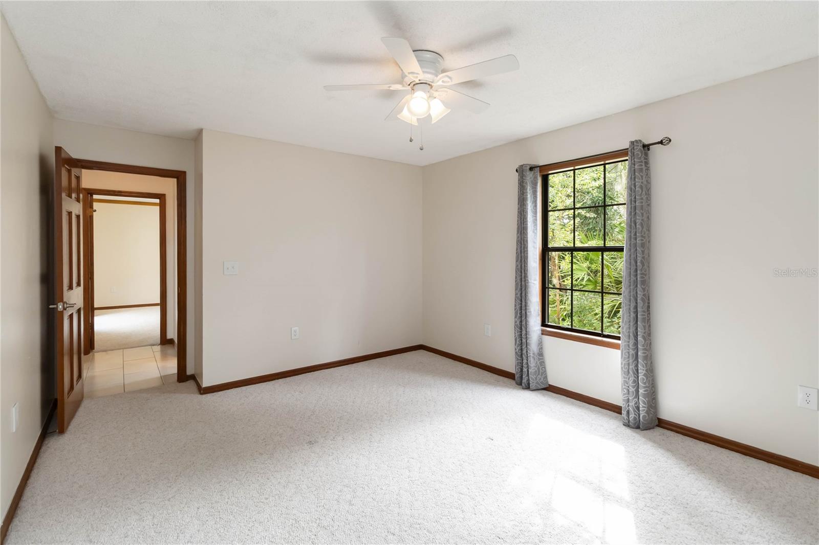 HIDDEN LAKE ESTATES - Residential