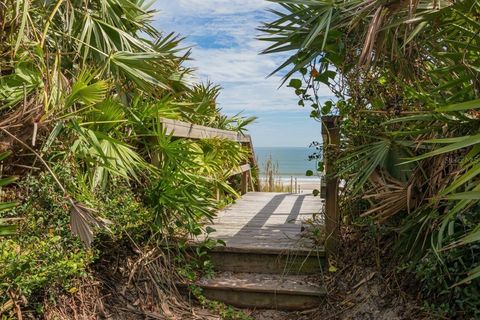 A home in ST AUGUSTINE