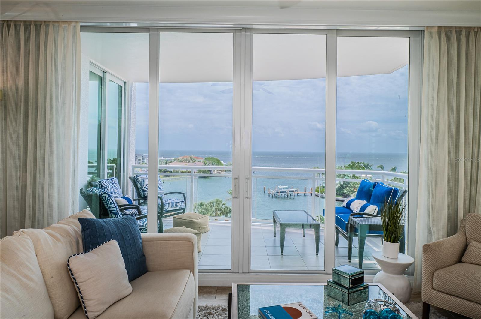1325 SNELL ISLE BOULEVARD NE 607