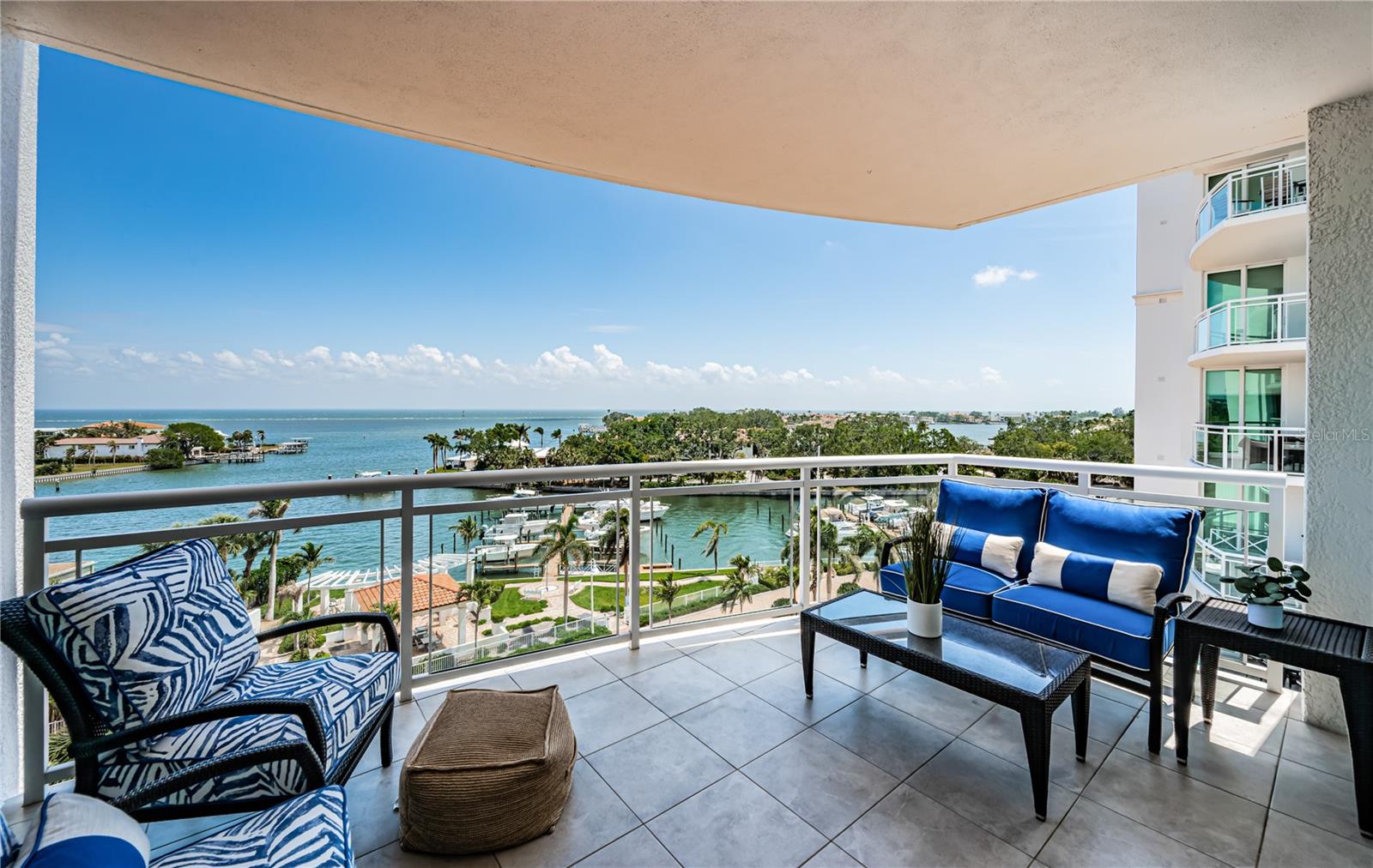 1325 SNELL ISLE BOULEVARD NE 607
