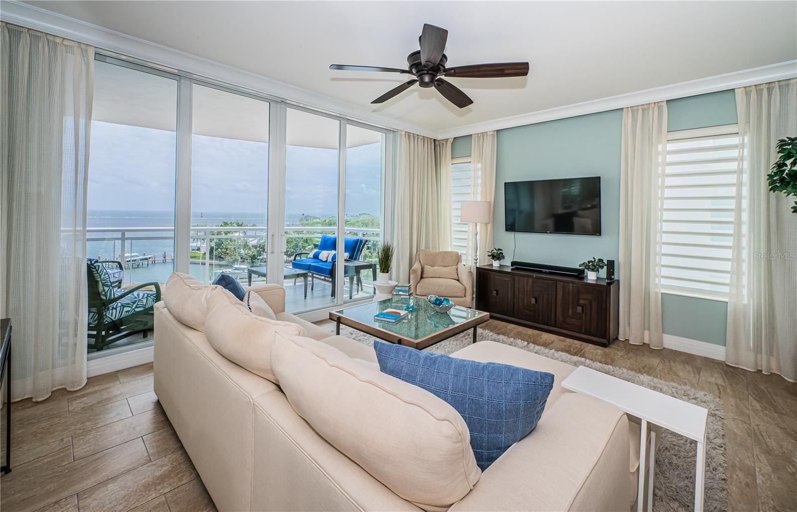 1325 SNELL ISLE BOULEVARD NE 607