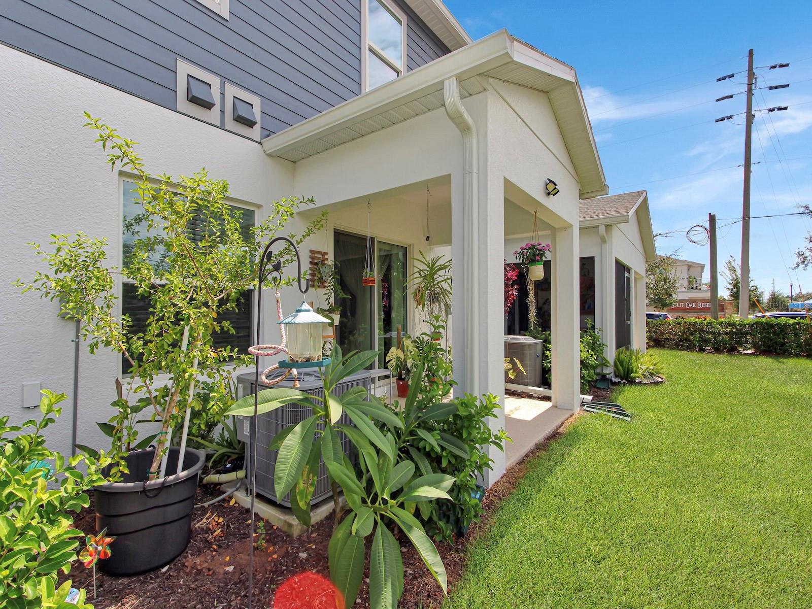TOWNS AT NARCOOSSEE COMMONS - Residential