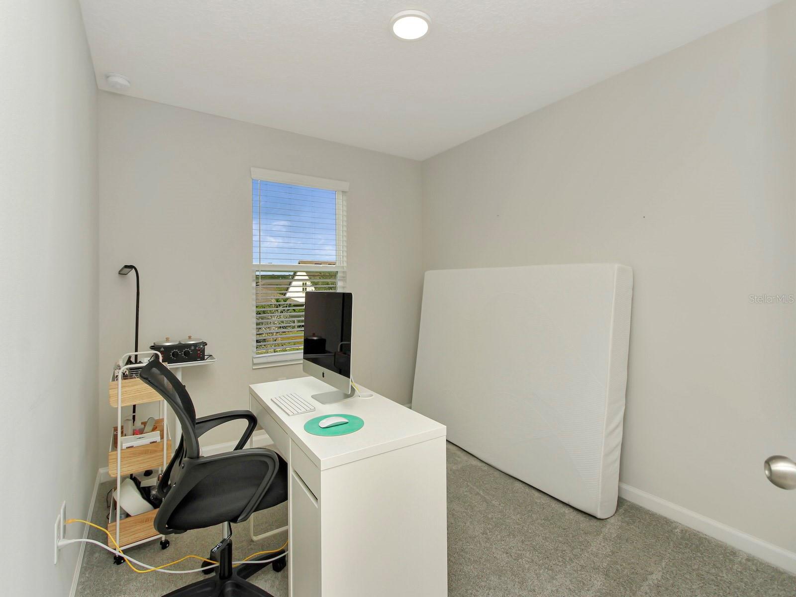 TOWNS AT NARCOOSSEE COMMONS - Residential