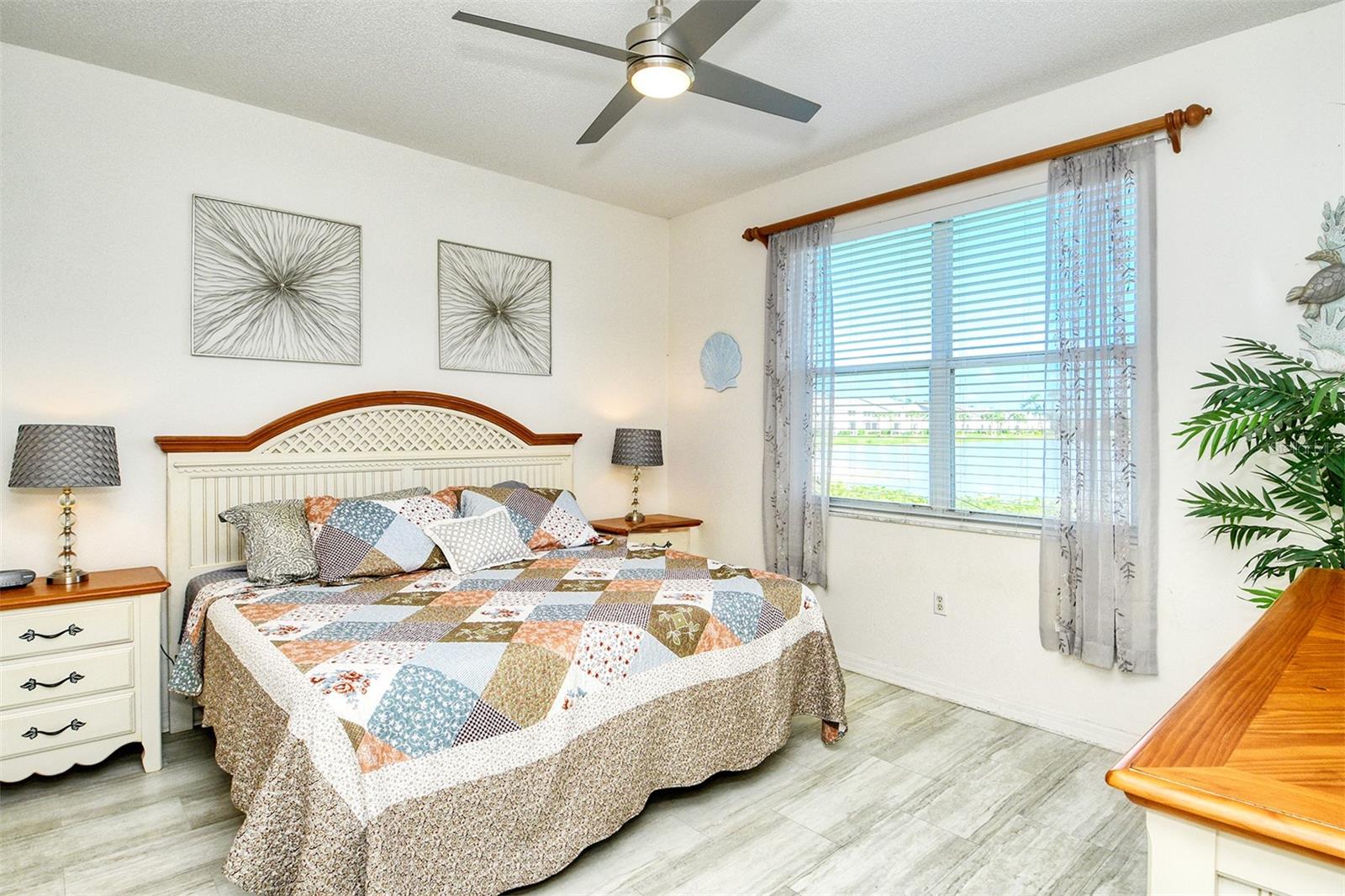 HERITAGE OAKS GOLF & COUNTRY CLUB - Residential