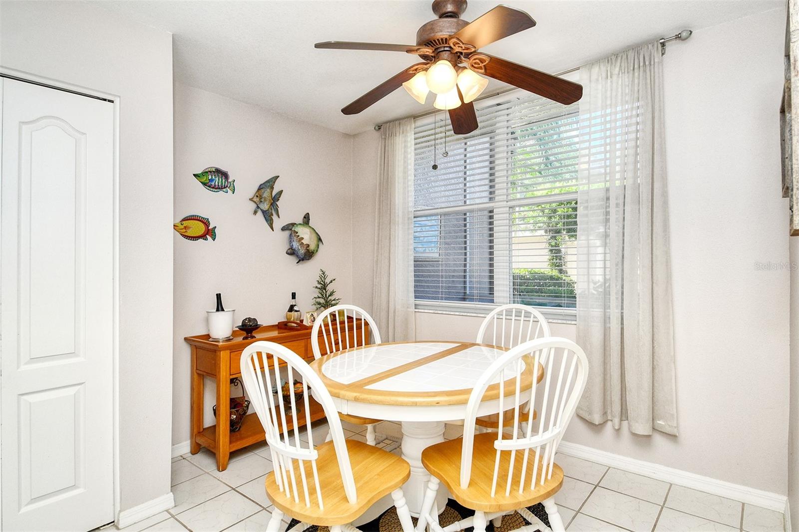 HERITAGE OAKS GOLF & COUNTRY CLUB - Residential