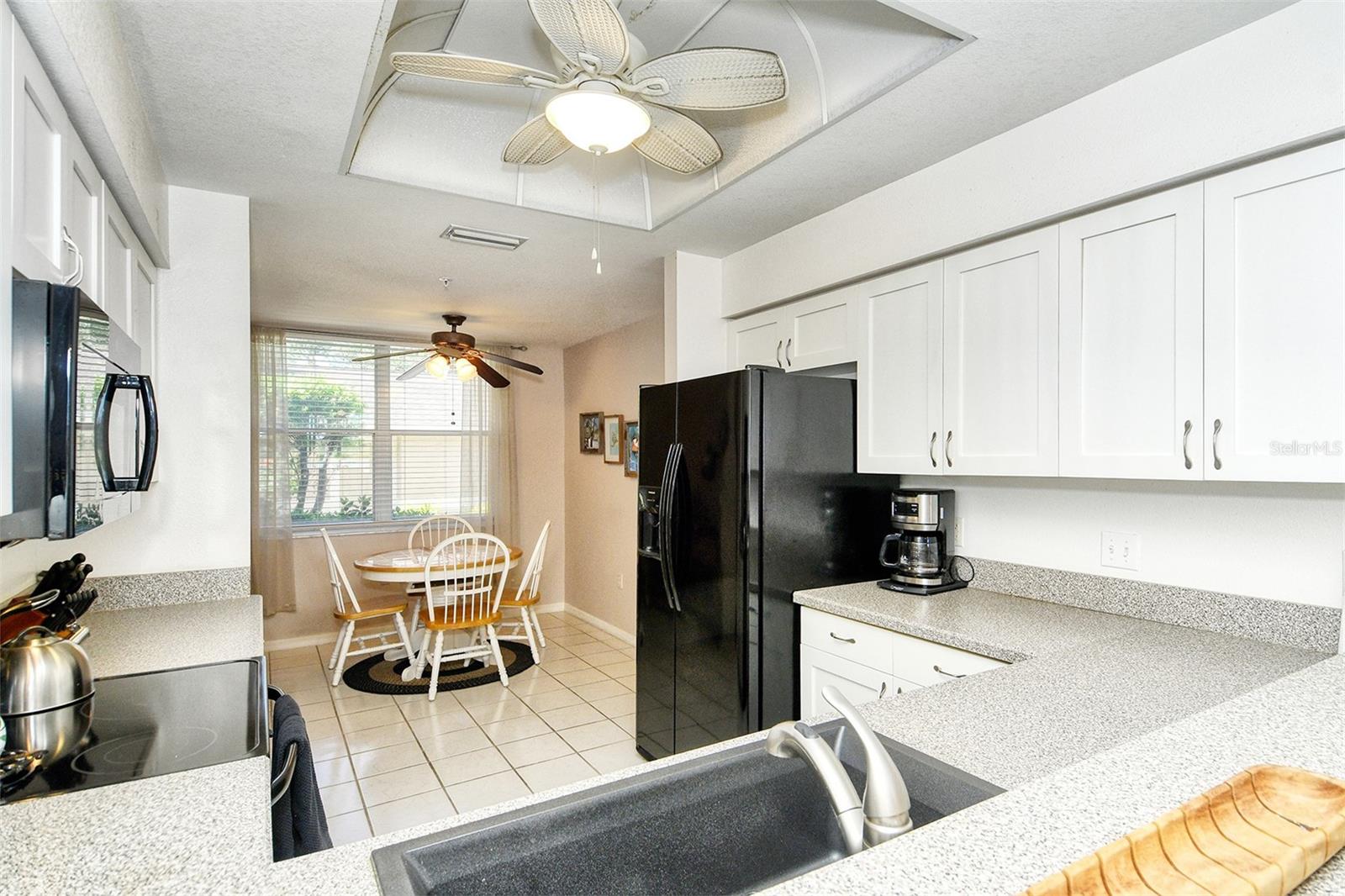 HERITAGE OAKS GOLF & COUNTRY CLUB - Residential